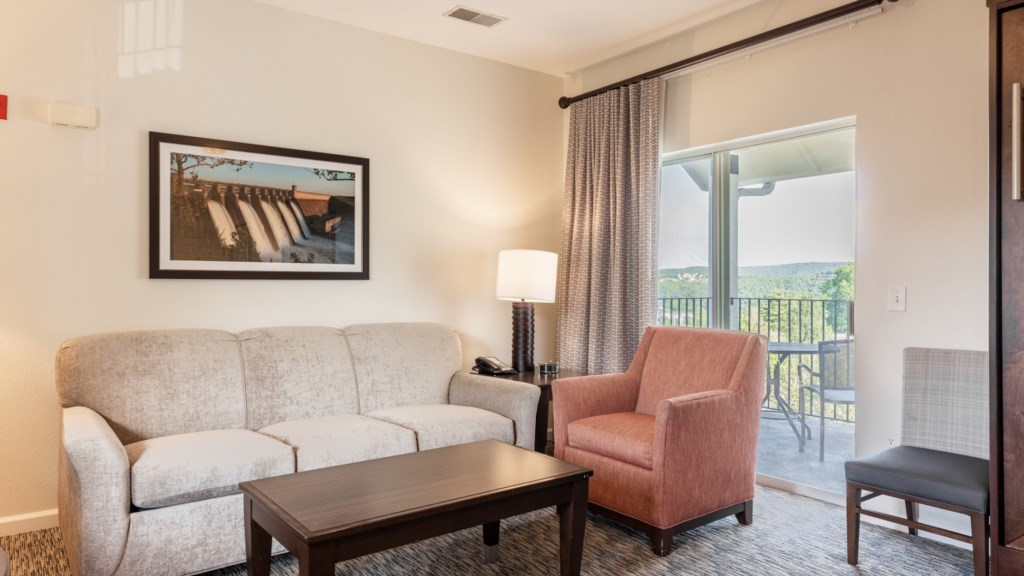 ClubWyndhamMountainVista_2LivingRoom-003