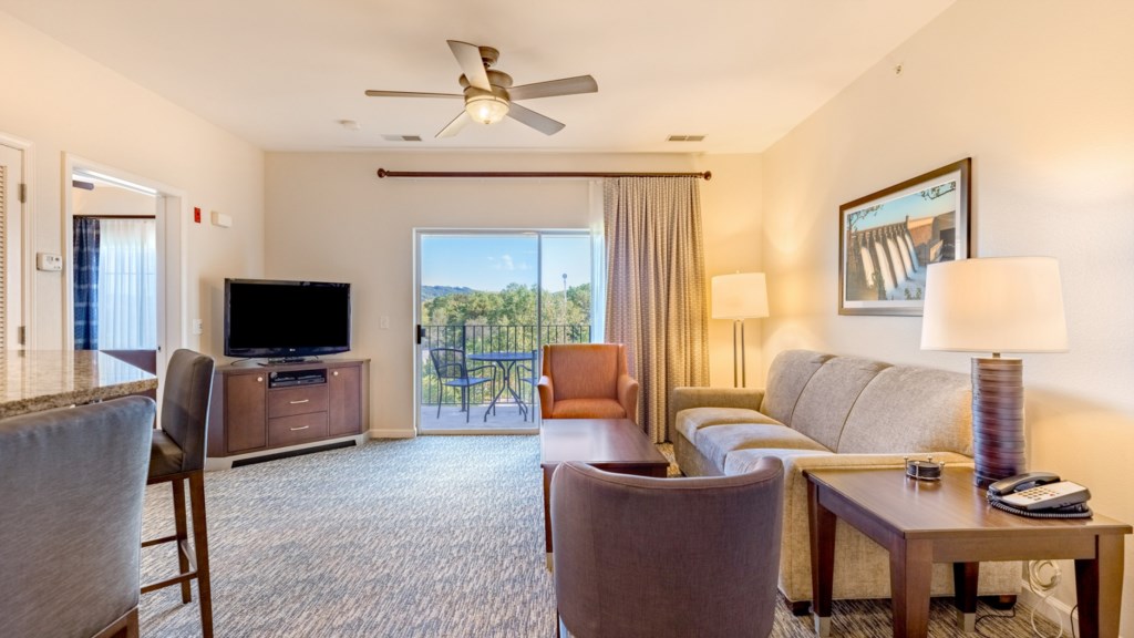 ClubWyndhamMountainVista_1LivingArea-001
