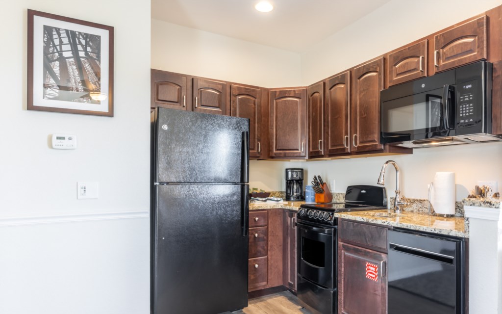 ClubWyndham_1Kitchen-001_studio
