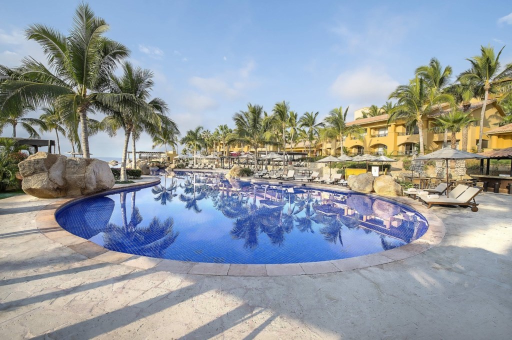 Fiesta Americana Villas Los Cabos All Inclusive Golf and Spa Resort_11.jpg