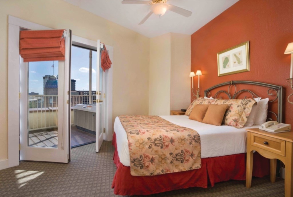 Wyndham Riverside Suites_8.jpg