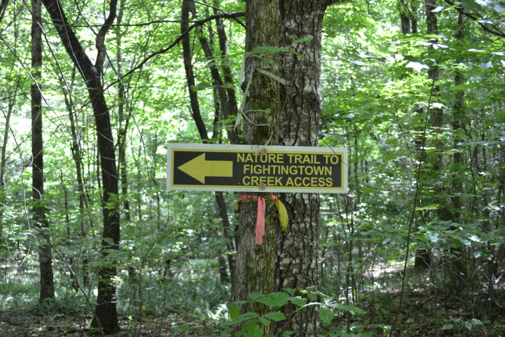 Signage for trail leading to Fightingtown Creek