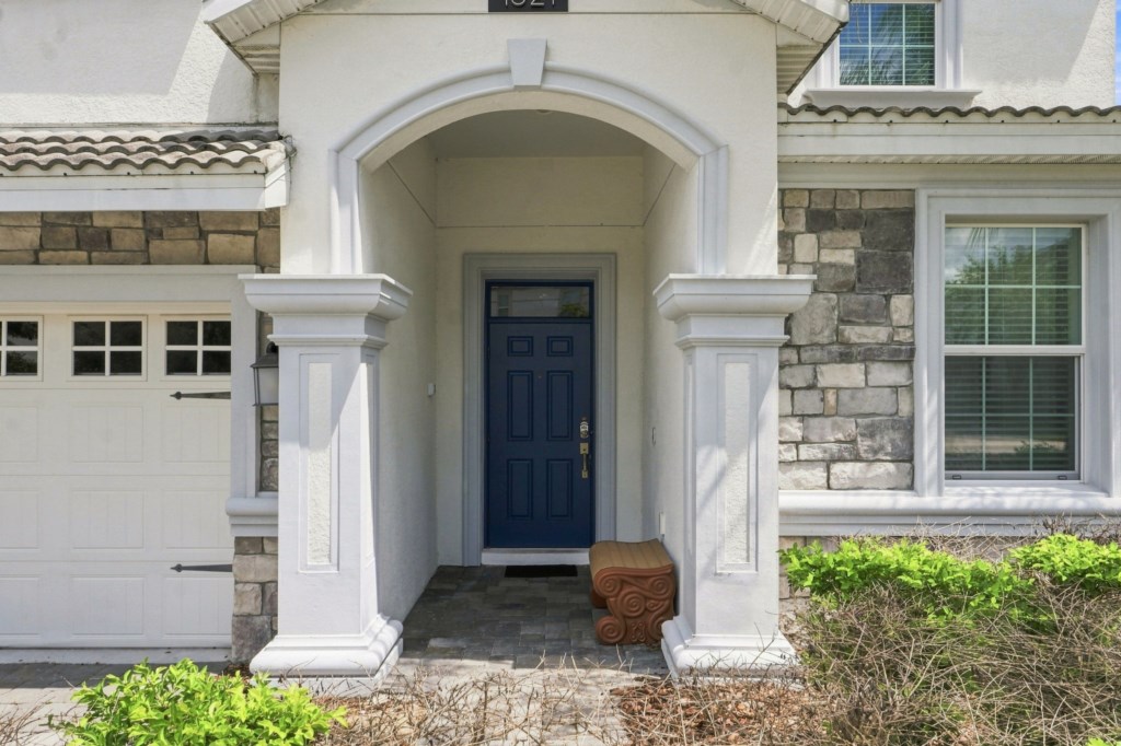 1521_Maidstone_Court_003