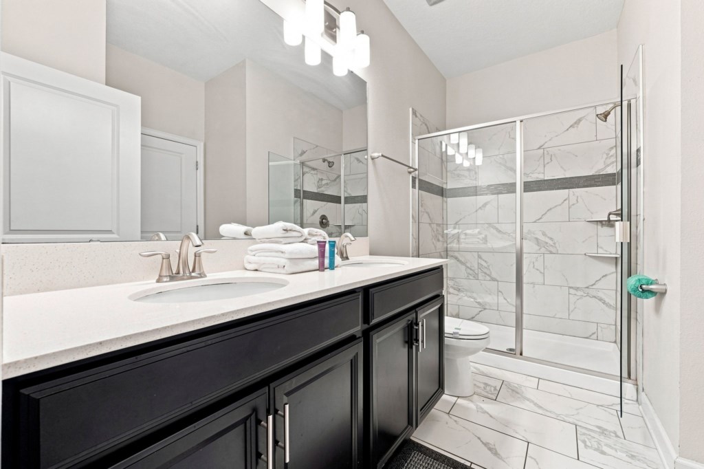 1521_Maidstone_Court_037