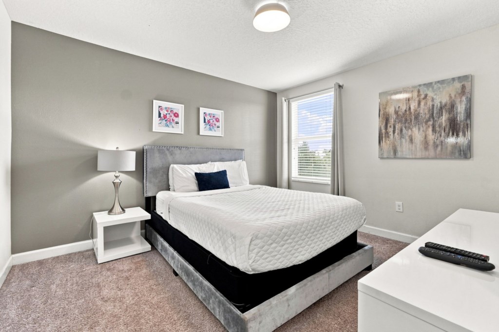 1521_Maidstone_Court_041