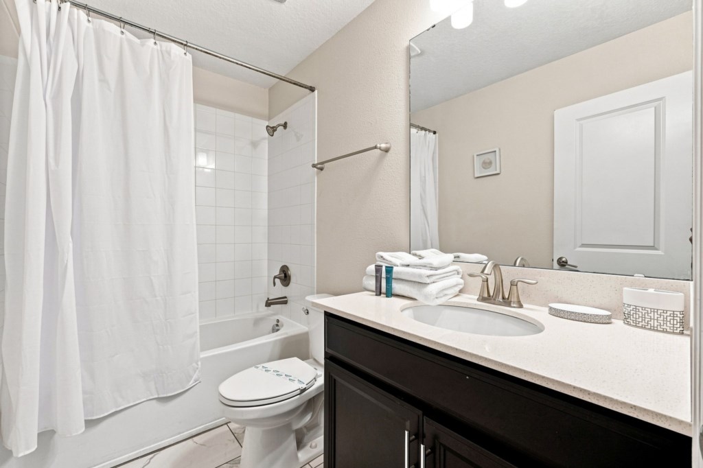 1521_Maidstone_Court_052
