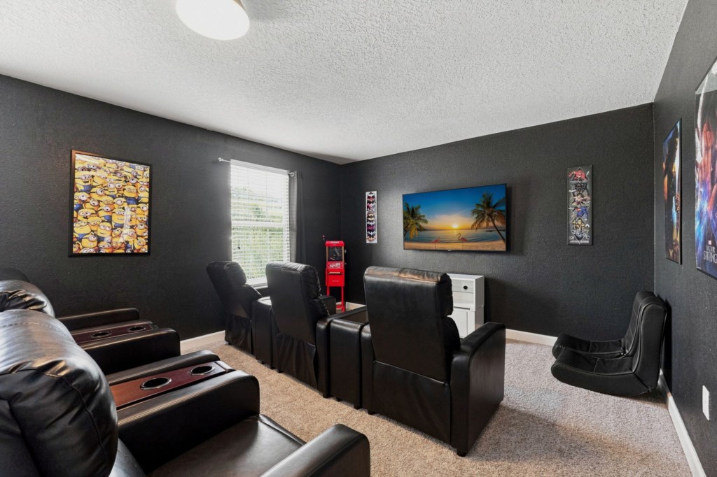 1521_Maidstone_Court_055