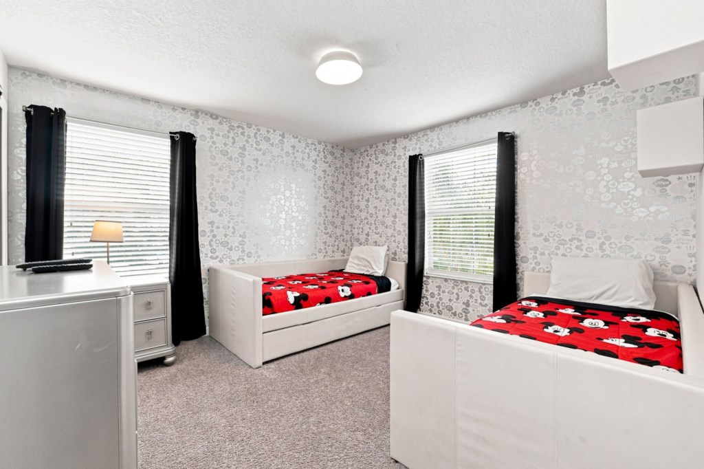 1521_Maidstone_Court_057