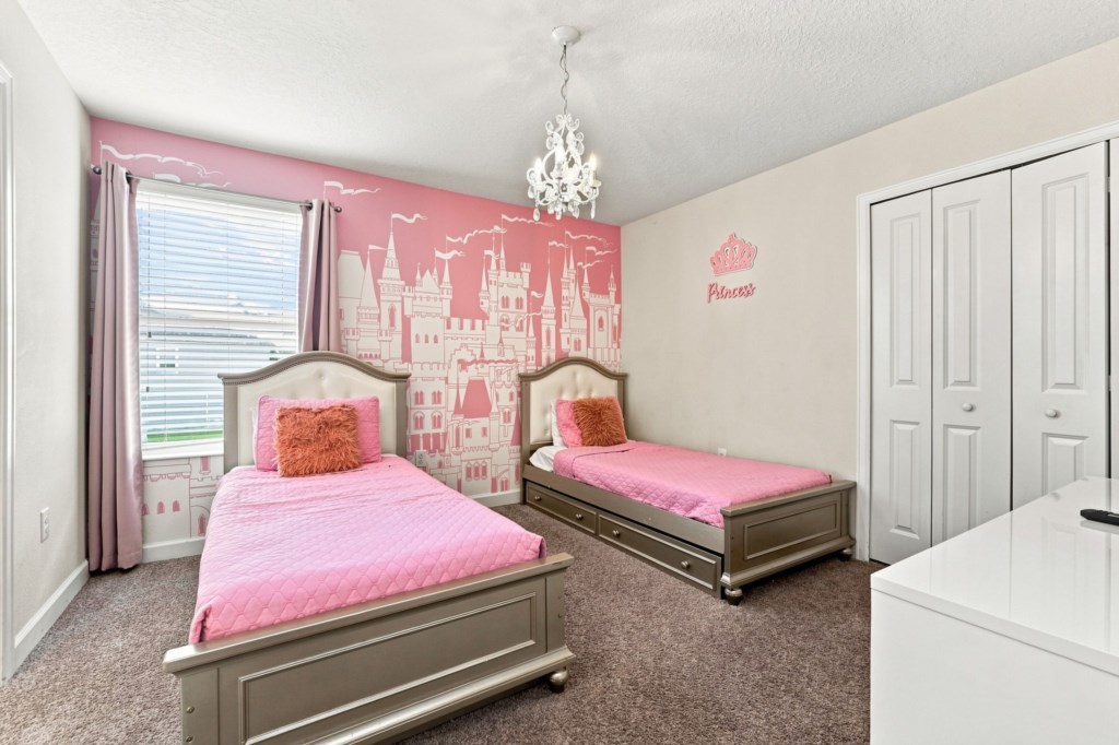 1521_Maidstone_Court_060
