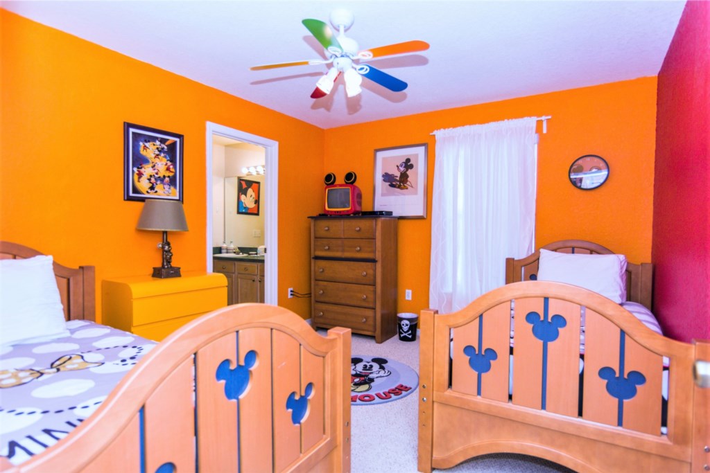 Mickey Bedroom 1.jpg