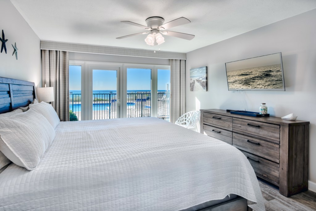 King Bedroom Overlooking The Gulf of Mexico