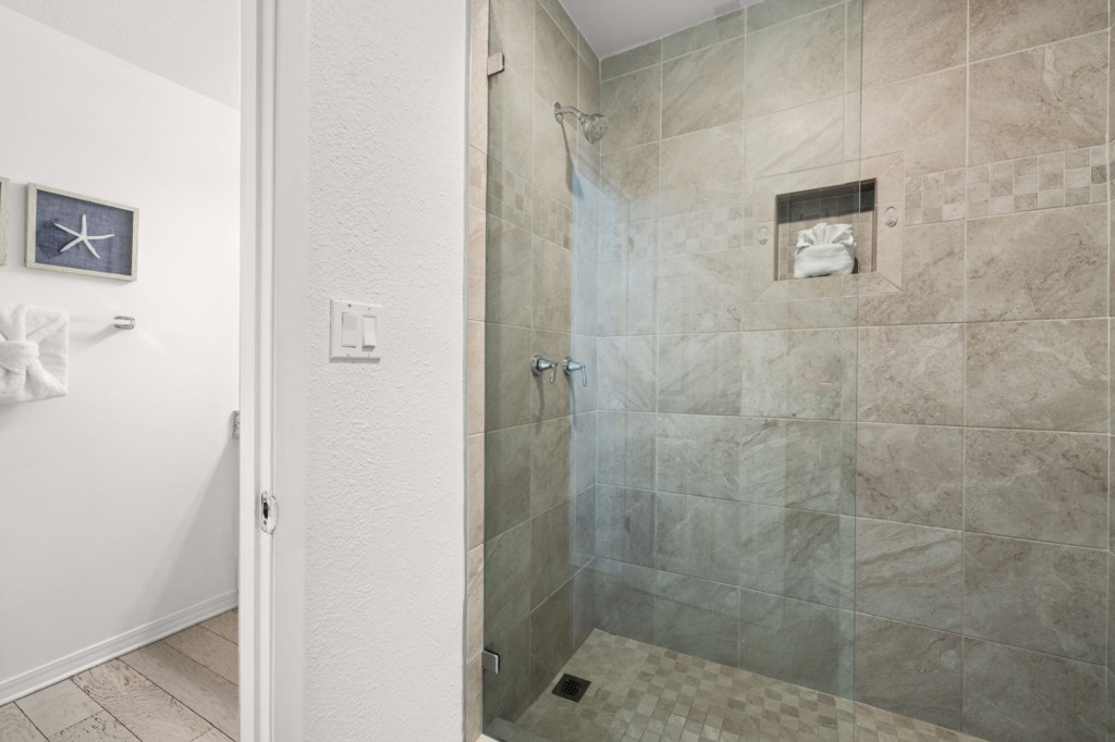 3rd Floor Primary King Bathroom