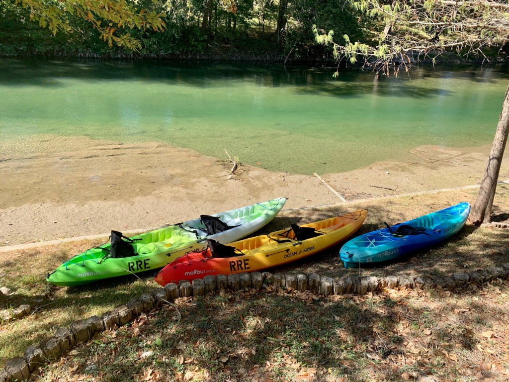 Kayak rentals offered on site for a daily rate.