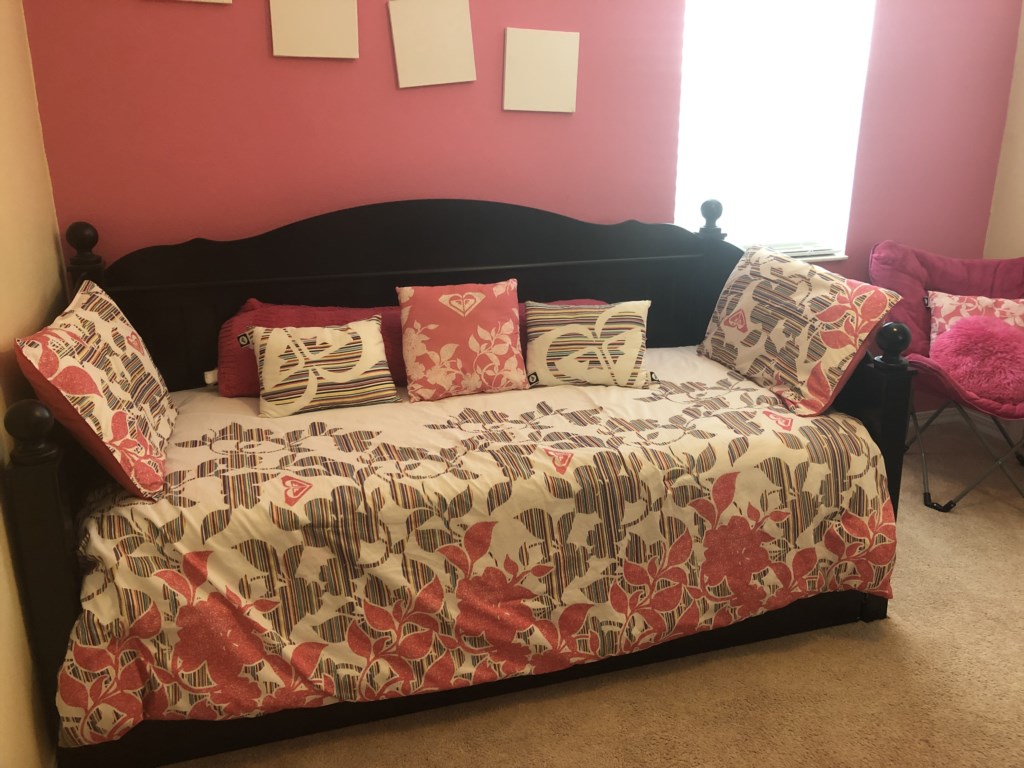 Bedroom 4 w/ Twin Size Daybed