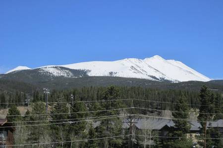 Mountain view from 3rd floor suite