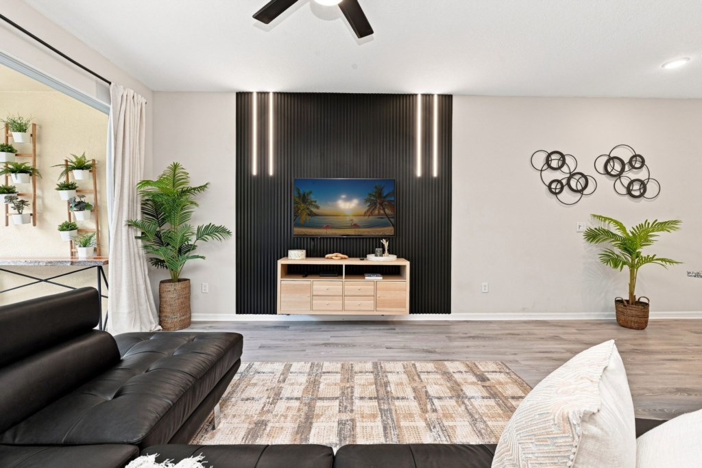 10_Living-Room-TV-Wall