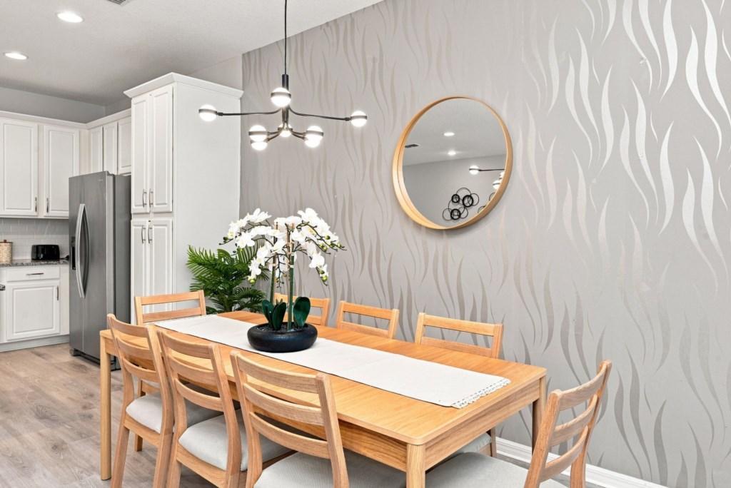 26_Dining-Table-Detail