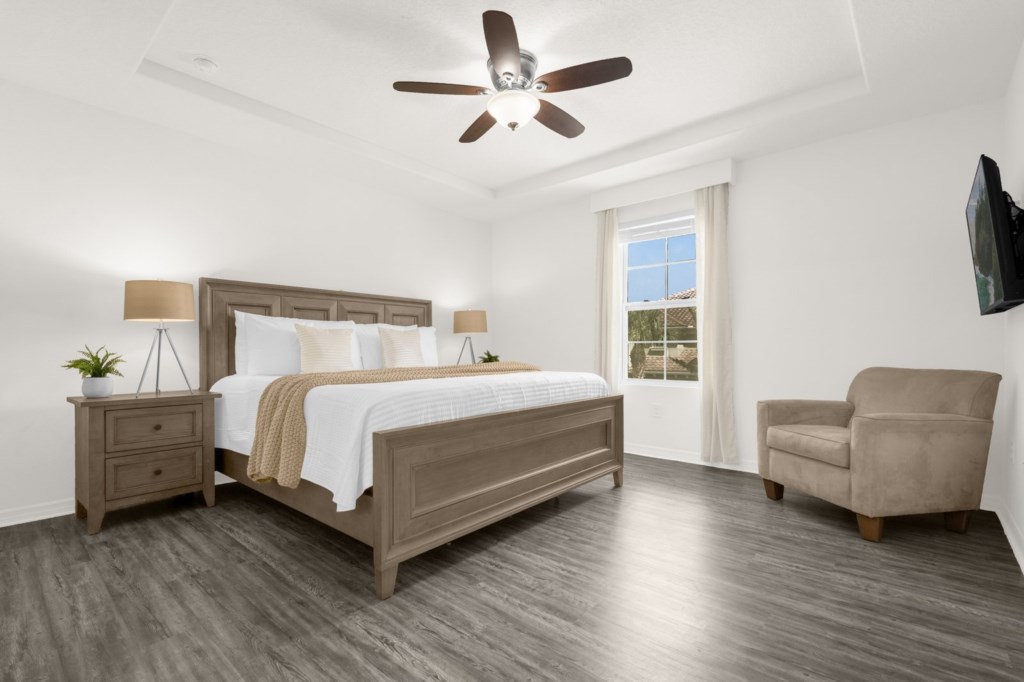 4 bedroom vacation townhouse at Solterra - Image 13