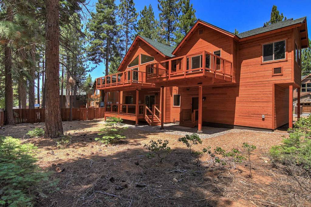 'the perfect Mountain house located in secluded residental area of South Lake Tahoe' - Review Craig