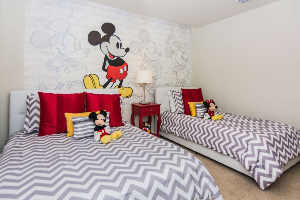Mickey Bedroom 2.jpg