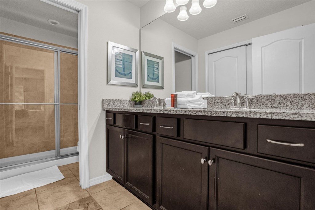 4618 Terrasonesta Drive (20).jpg