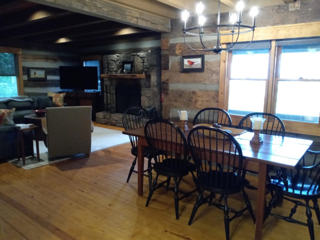 DiningTable
