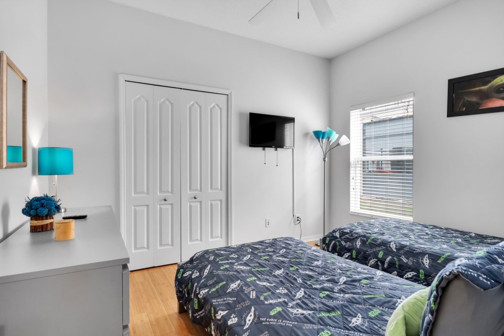 2025-05-13_138_Norfolk_Dr_W_Haven_Davenport_117.jpg