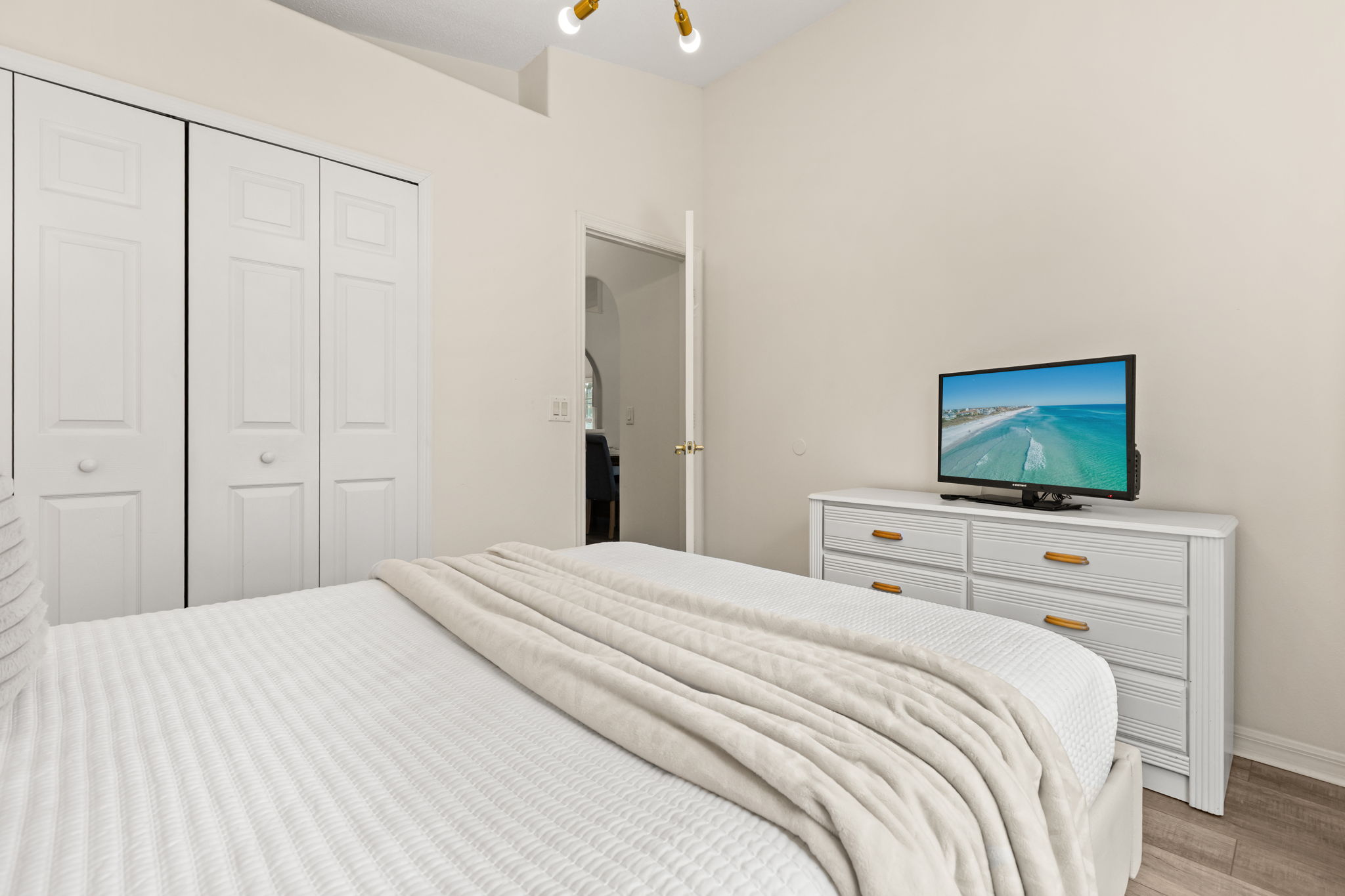3 bedroom vacation house at Indian Creek - Image 20