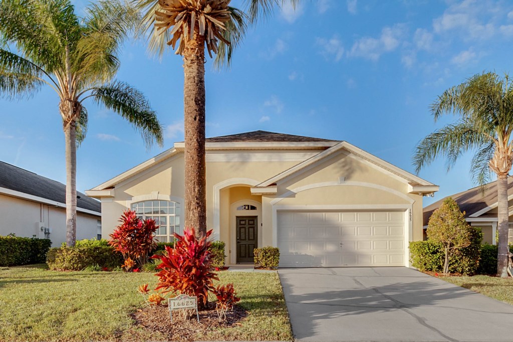 16625-Rolling-Green-Dr--Clermont--FL-34714----01---