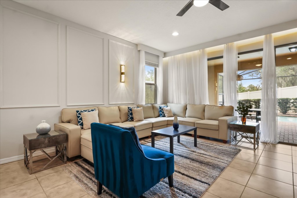 7 bedroom vacation house at Windsor at Westside - Image 3