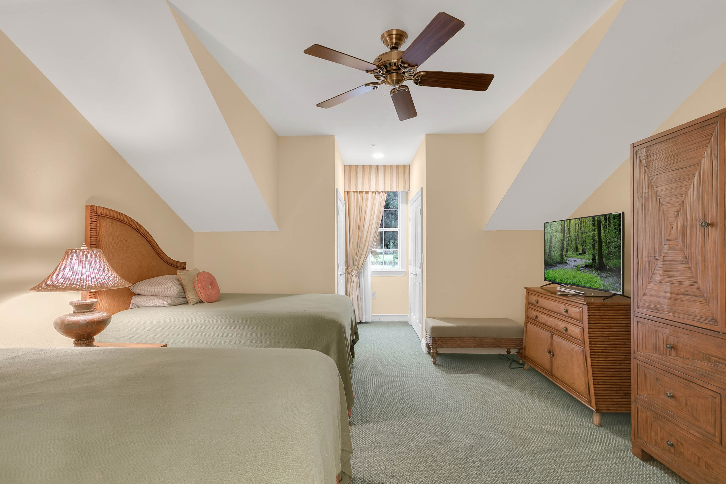 3 bedroom vacation townhouse at Reunion - Image 17