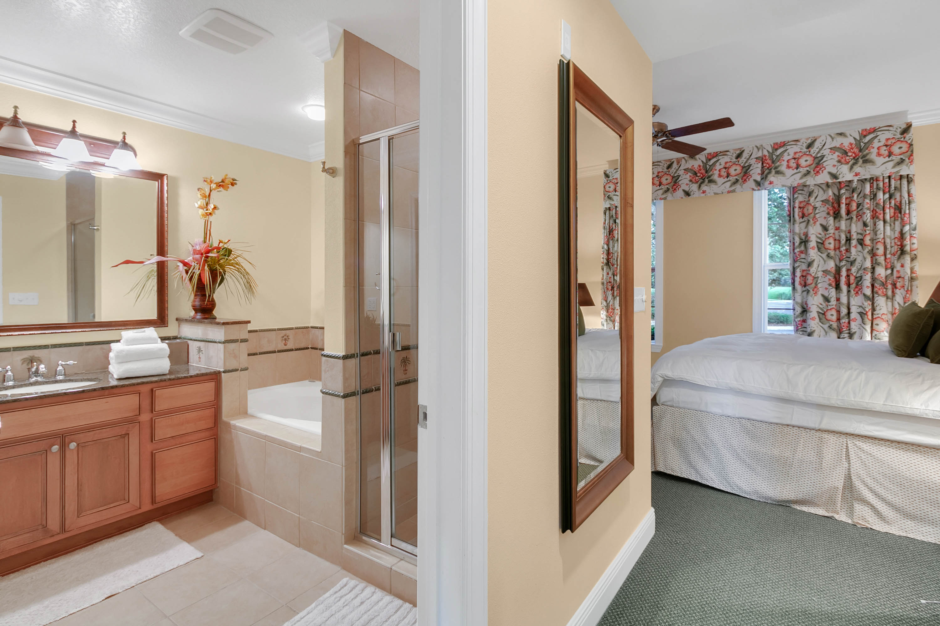 3 bedroom vacation townhouse at Reunion - Image 22