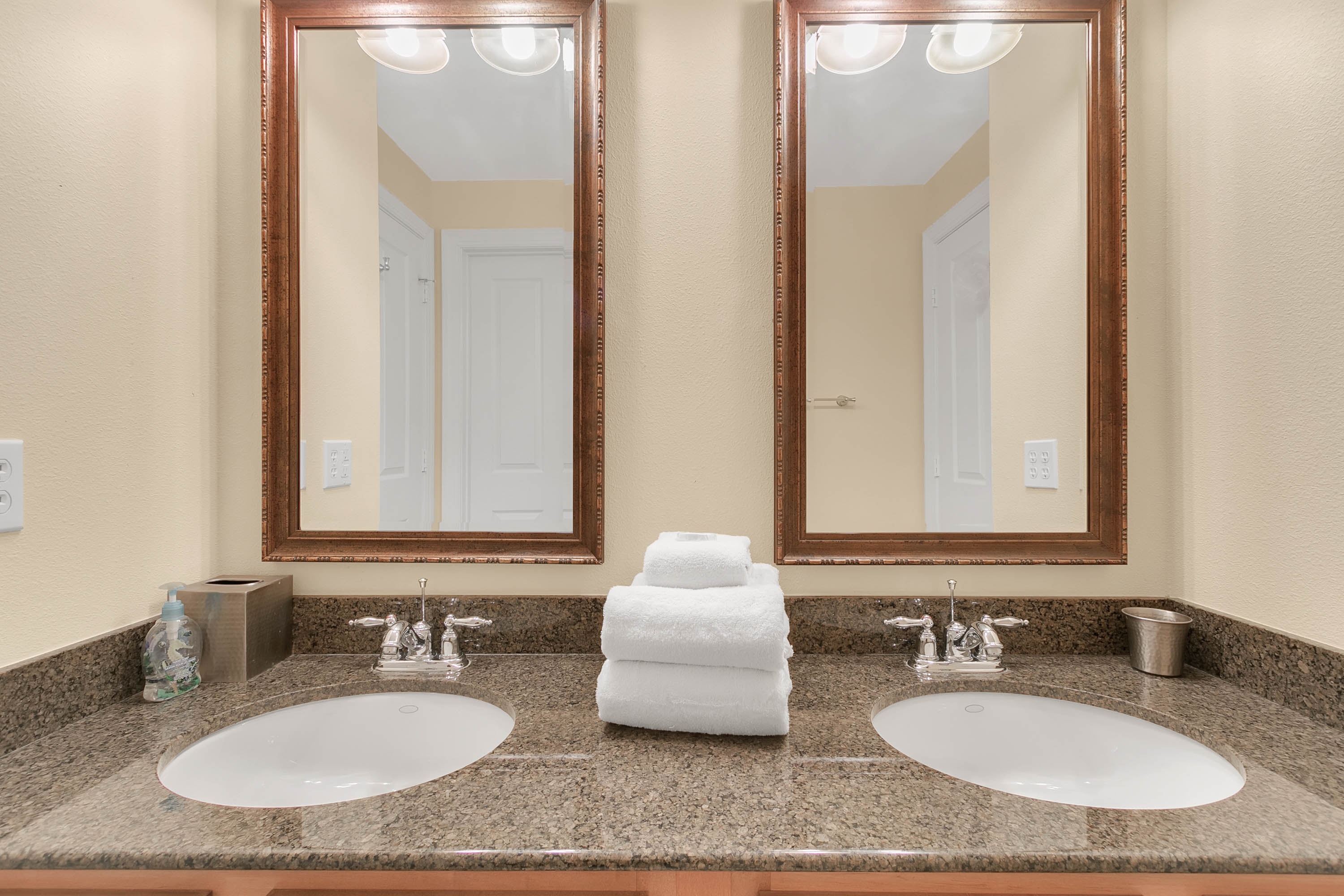 3 bedroom vacation townhouse at Reunion - Image 23