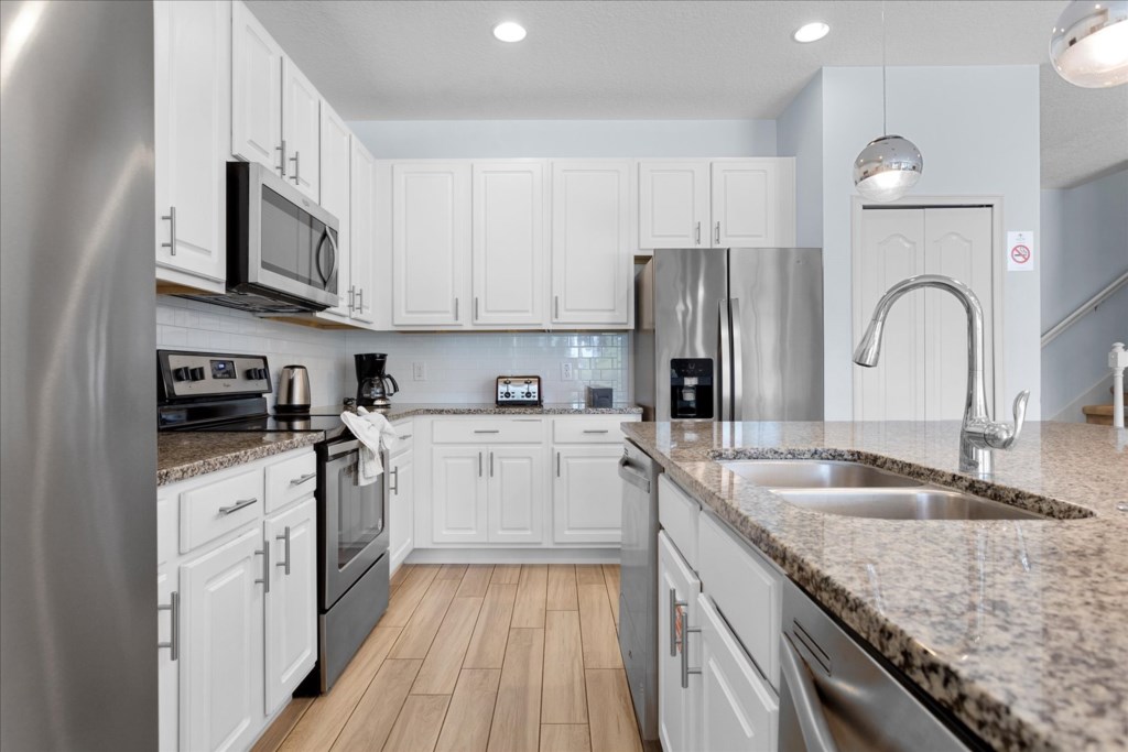 5212 Oakborne Ave (8).jpg