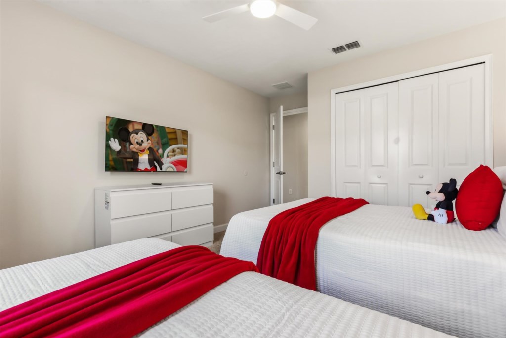 4 bedroom vacation townhouse at Storey Lake - Image 16