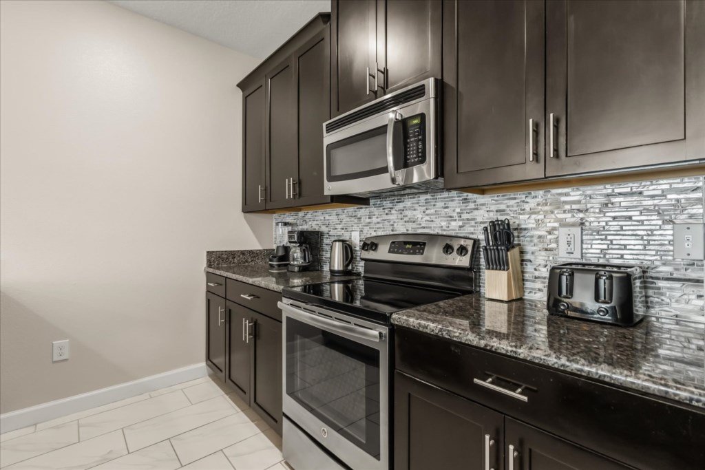 4 bedroom vacation townhouse at Storey Lake - Image 8