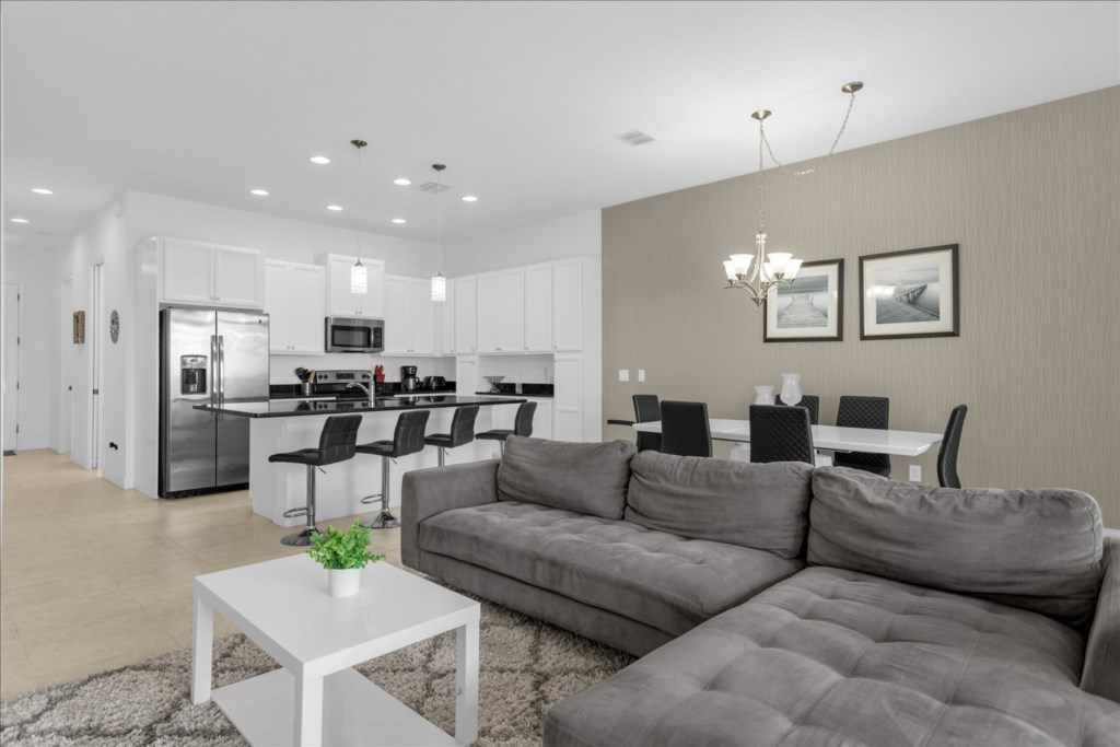 4 bedroom vacation townhouse at The Enclaves at Festival - Image 2