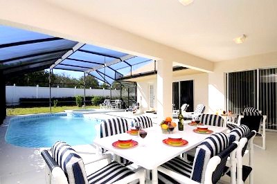 outside-dining-area-and-pool.jpg