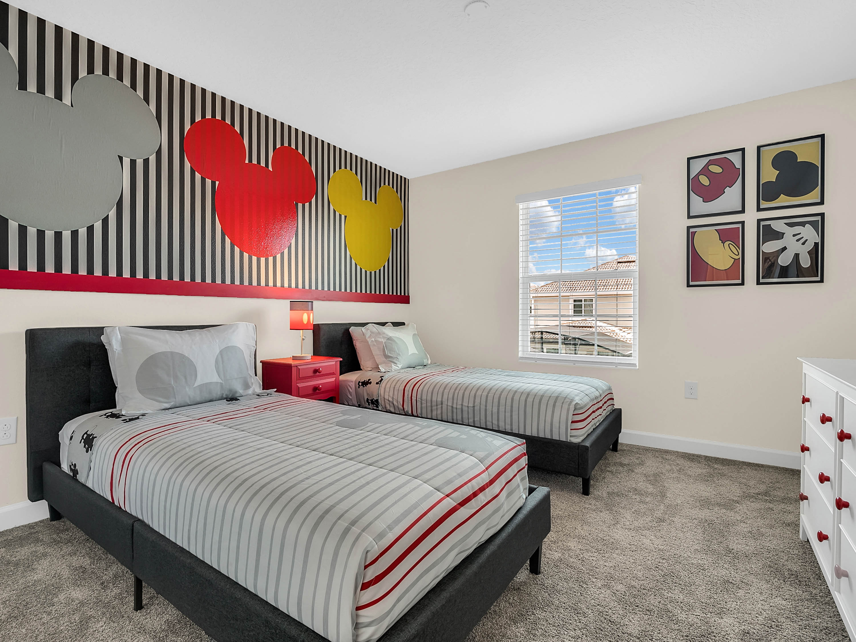 4 bedroom vacation townhouse at Storey Lake - Image 16