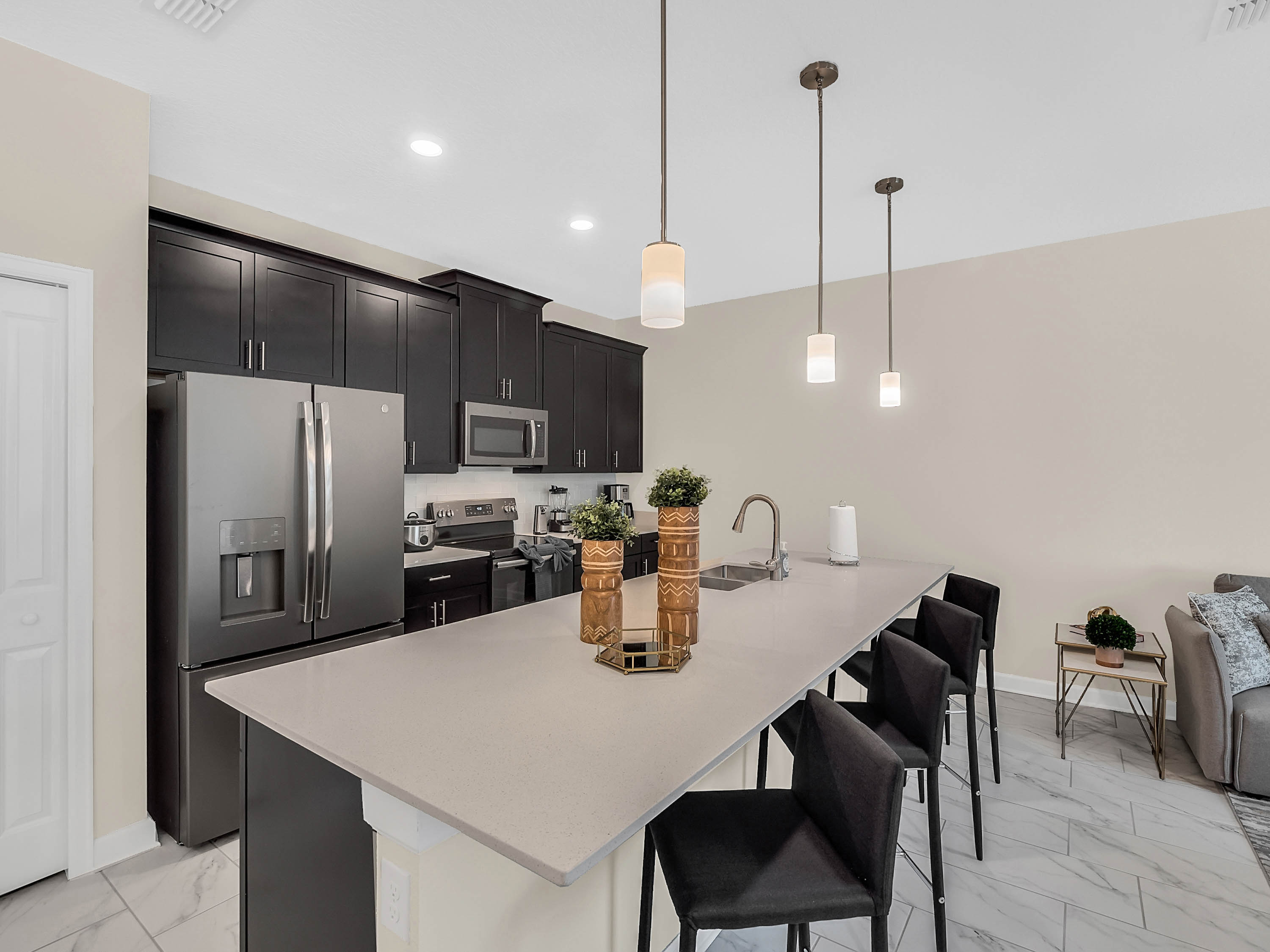 4 bedroom vacation townhouse at Storey Lake - Image 9