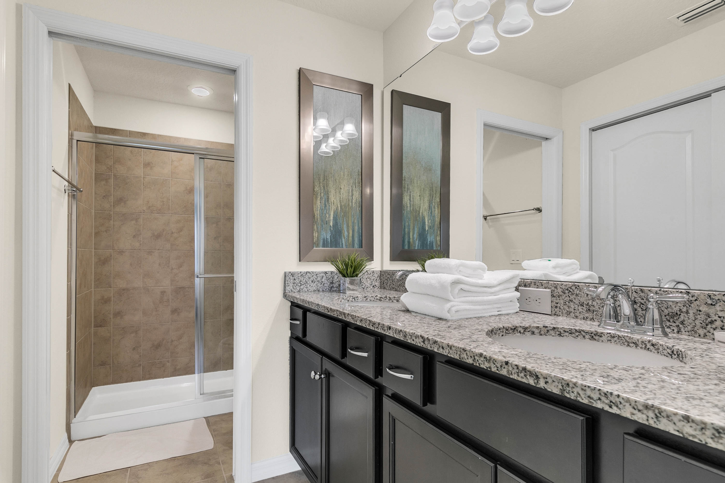 5 bedroom vacation townhouse at Solterra  - Image 29