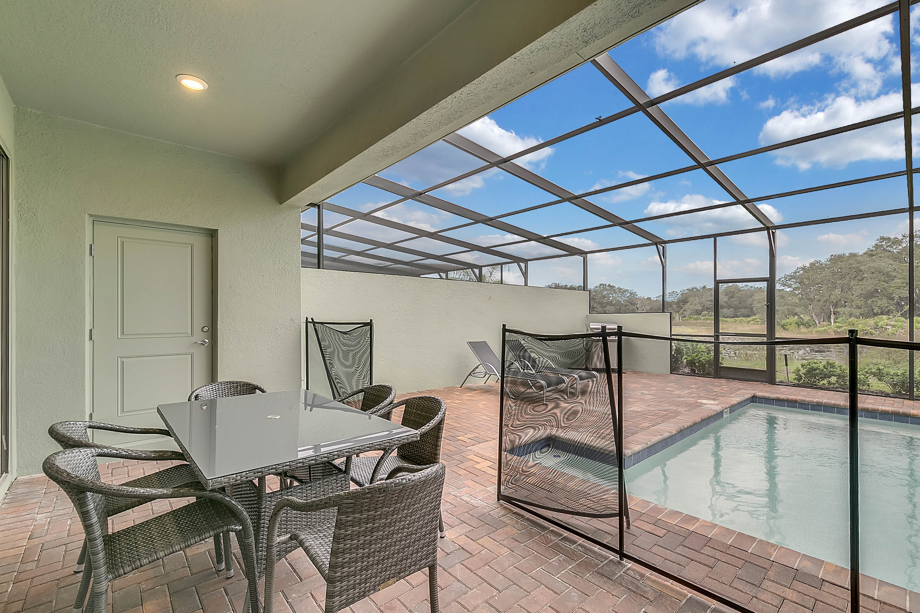 5 bedroom vacation townhouse at Solterra  - Image 24