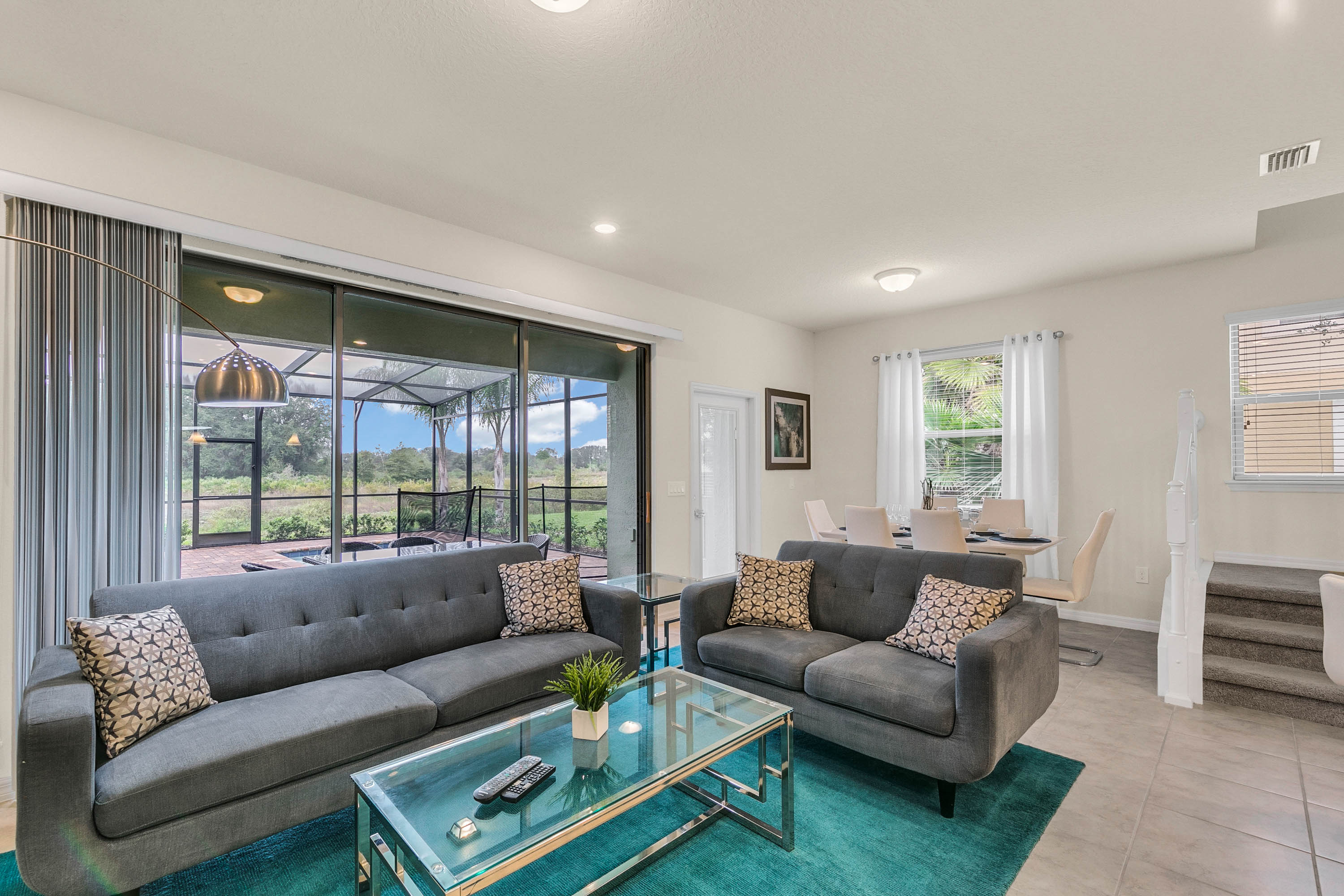 5 bedroom vacation townhouse at Solterra  - Image 3