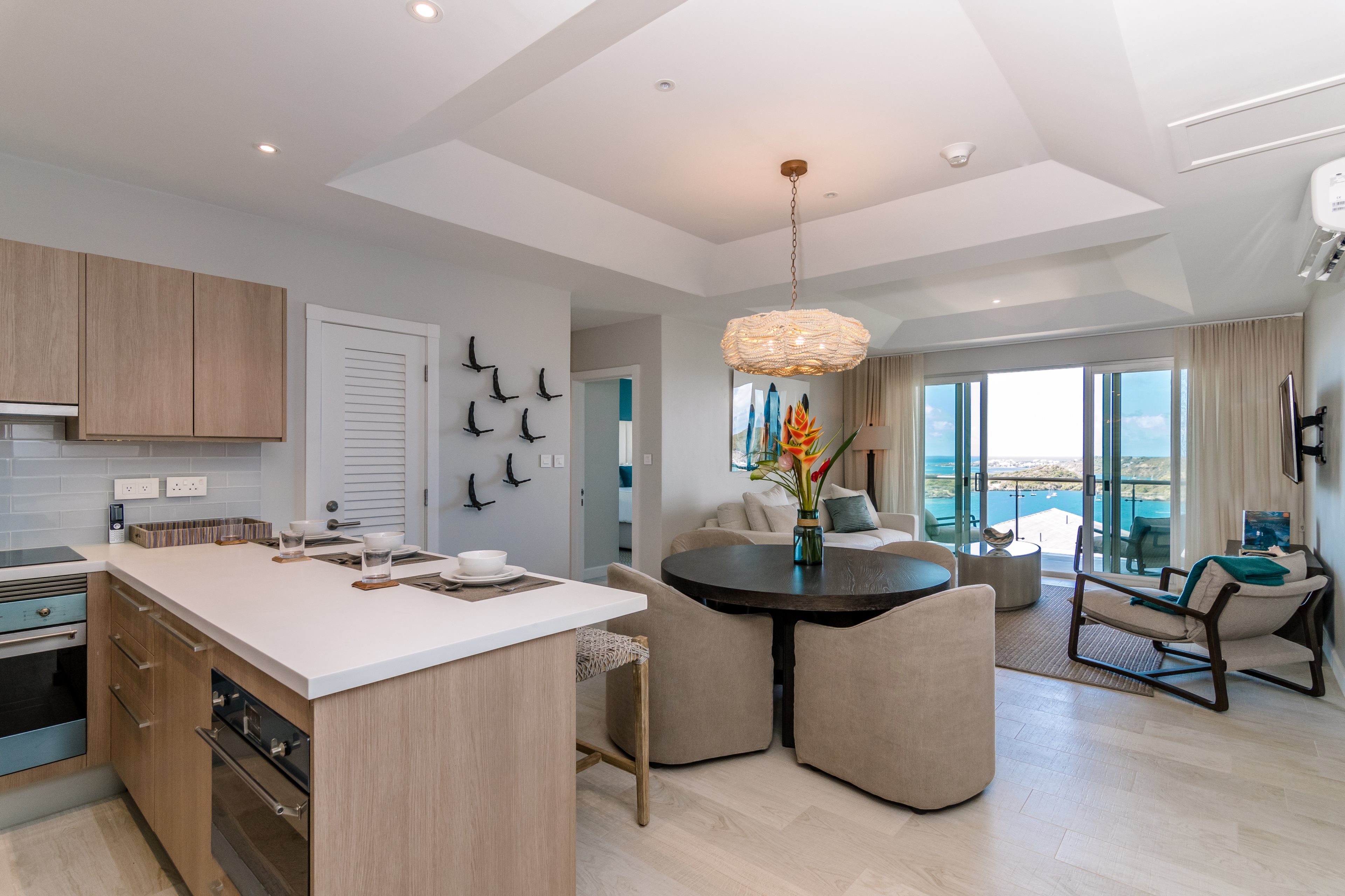Jade - 2-Bed Luxury Suite with Ocean Views