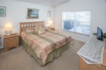 Master Bedroom - King Bed