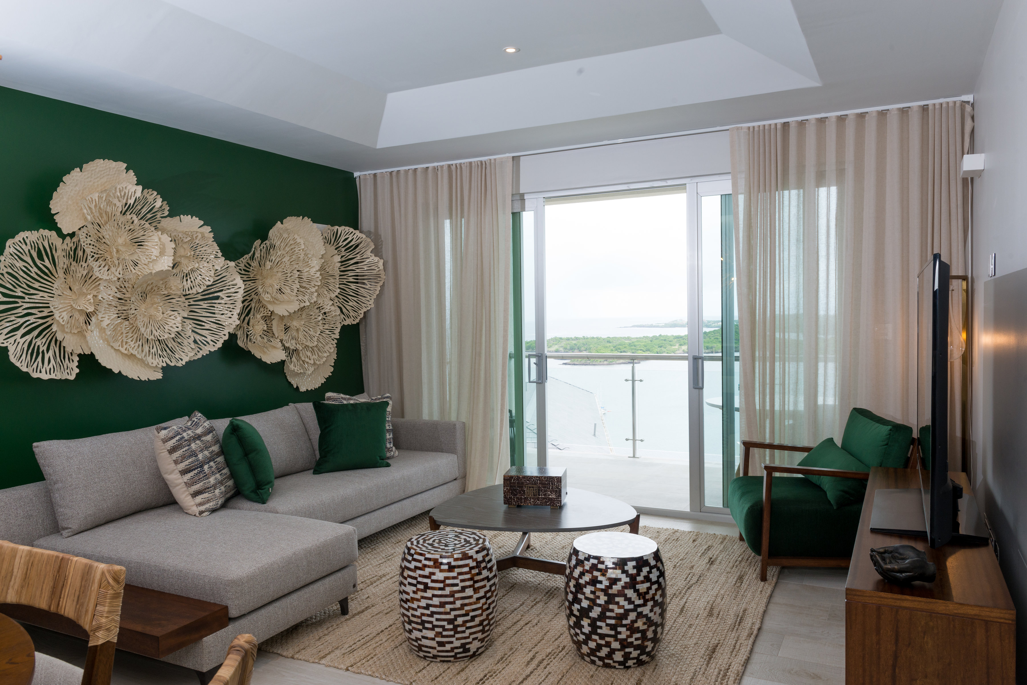Tiger's Eye - 2-Bed Luxury Suite with Ocean Views