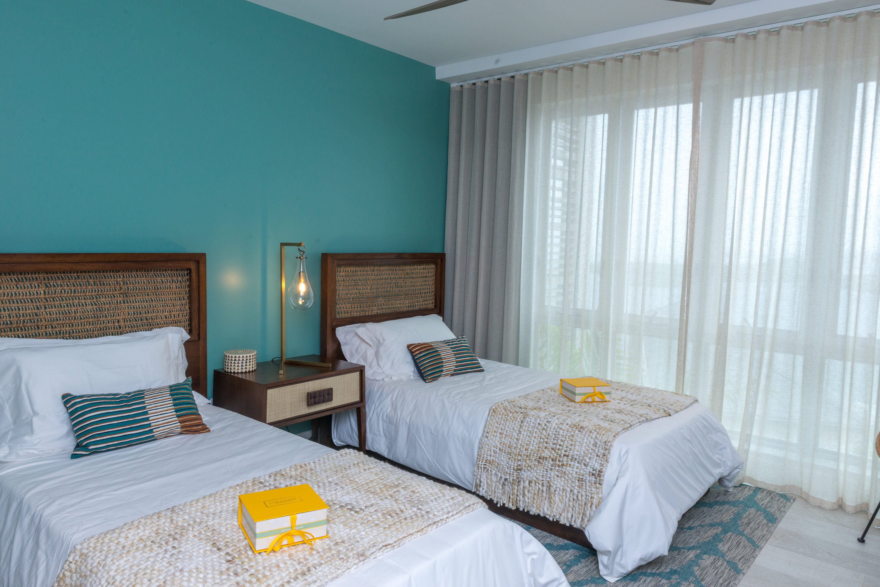 Tiger's Eye - 2-Bed Luxury Suite with Ocean Views