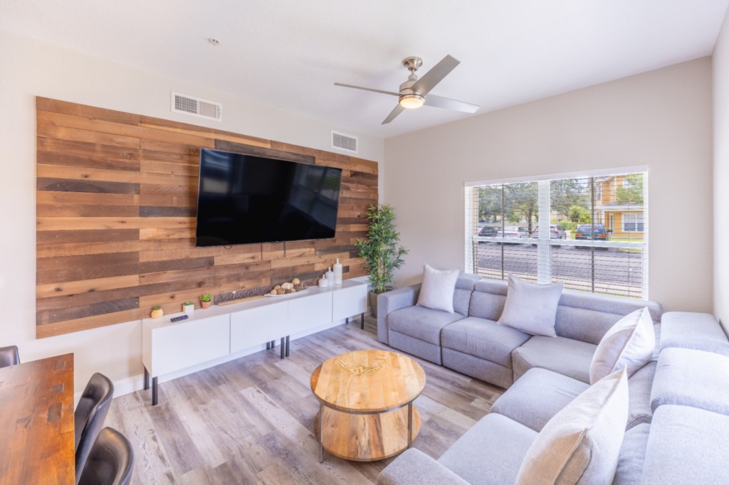 4 bedroom vacation townhouse at The Villas at Seven Dwarfs Lane  - Image 2