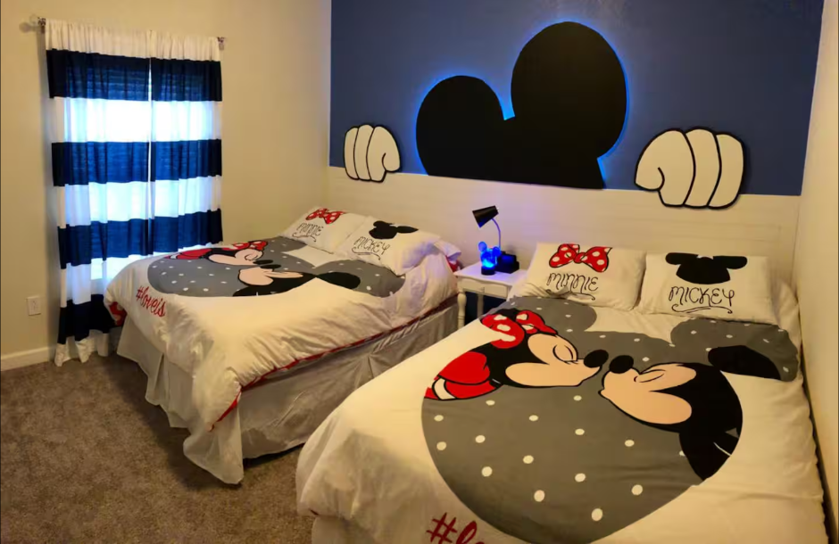 5 bedroom vacation townhouse at Storey Lake - Image 14