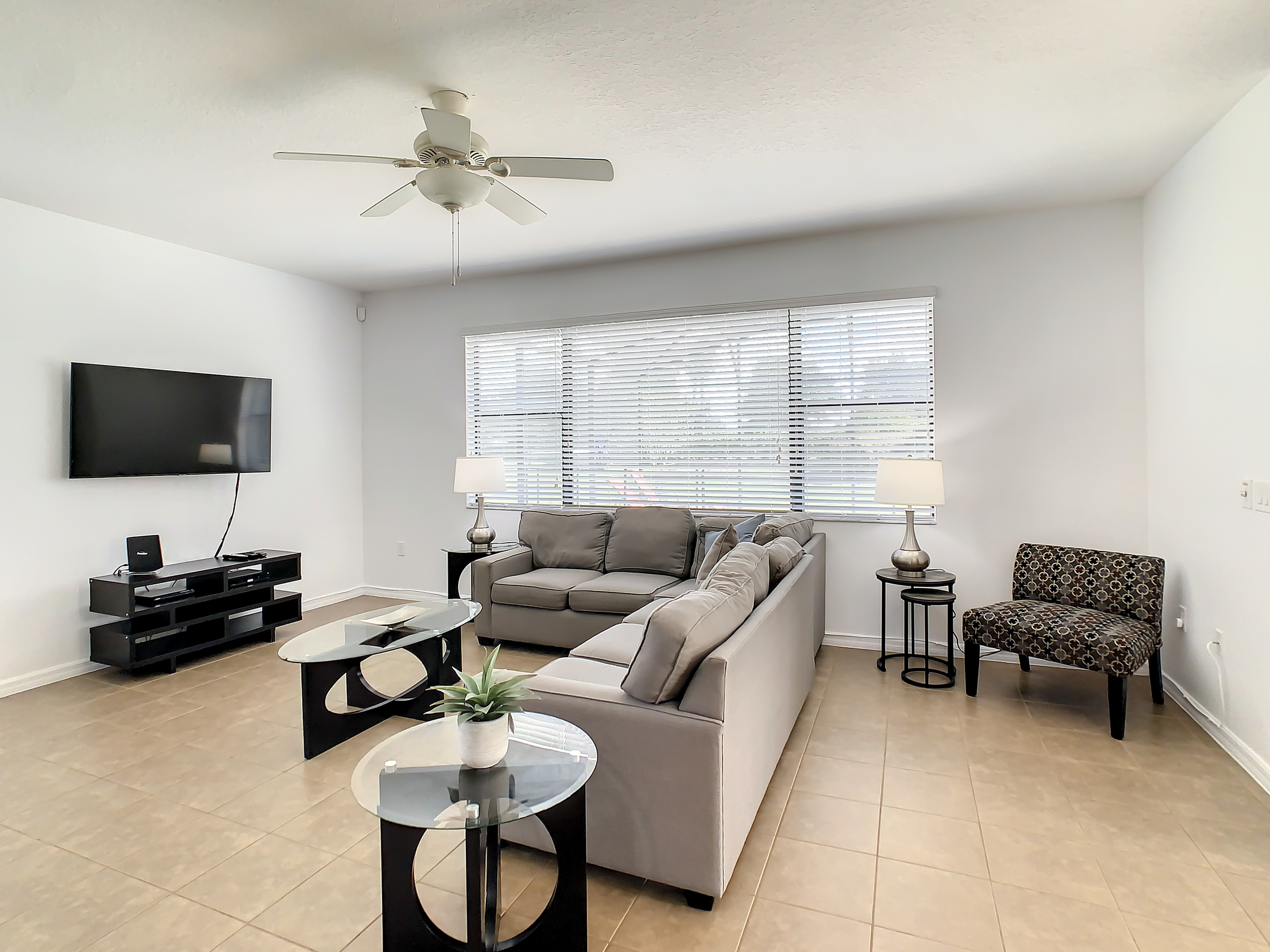 Family Oasis Near Disney - Pool & Resort Access